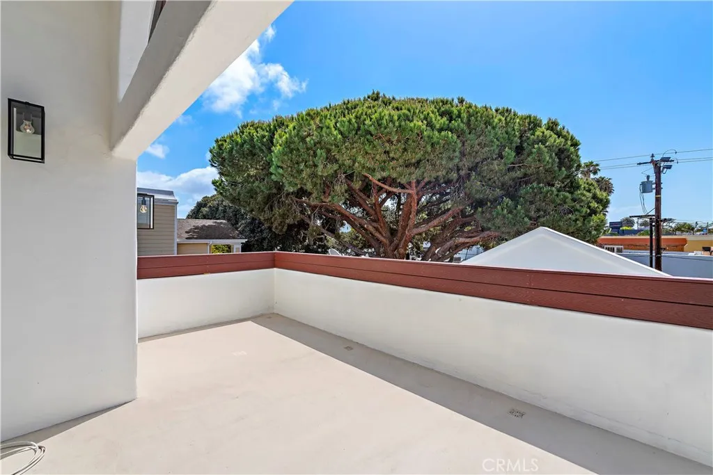427 Iris Avenue