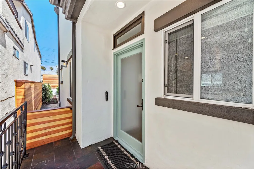 427 Iris Avenue