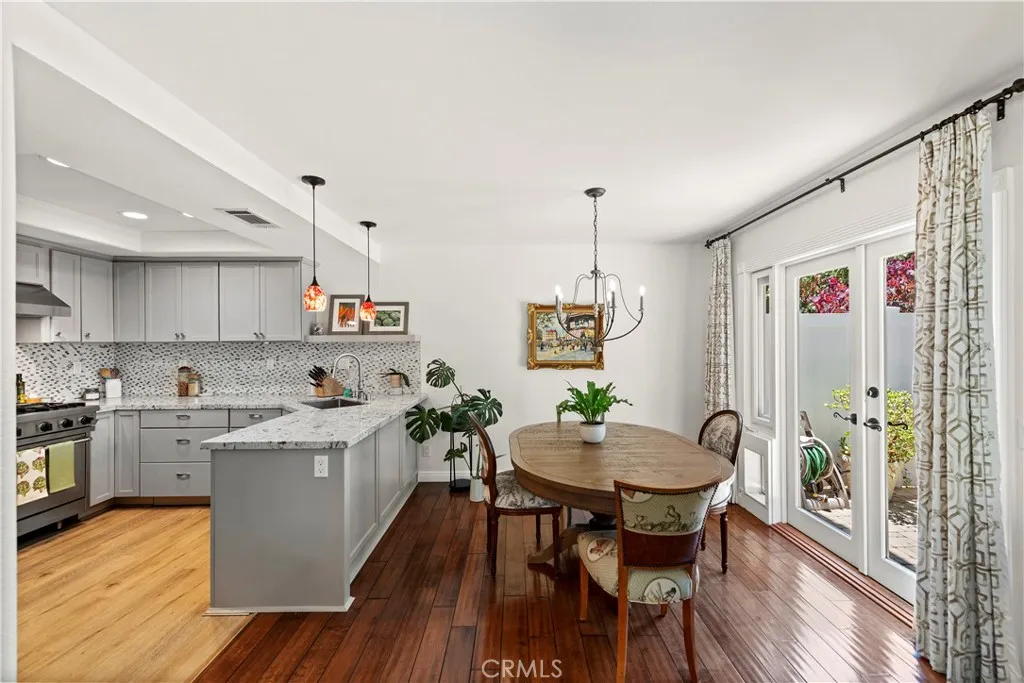 50 La Costa Court