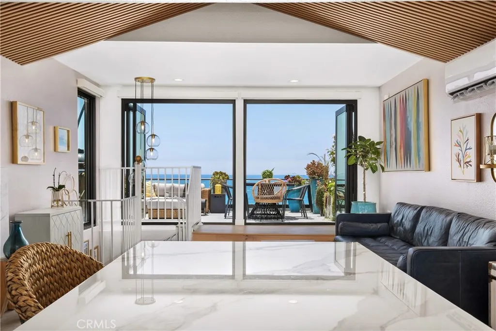 32146 Coast Hwy