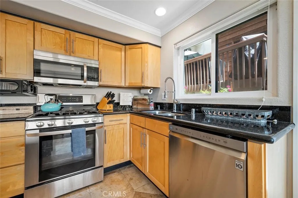 174 Cliff Drive Unit F