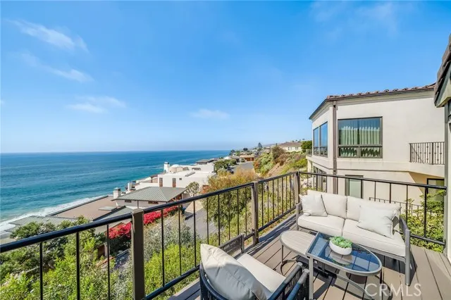 40 Lagunita Drive