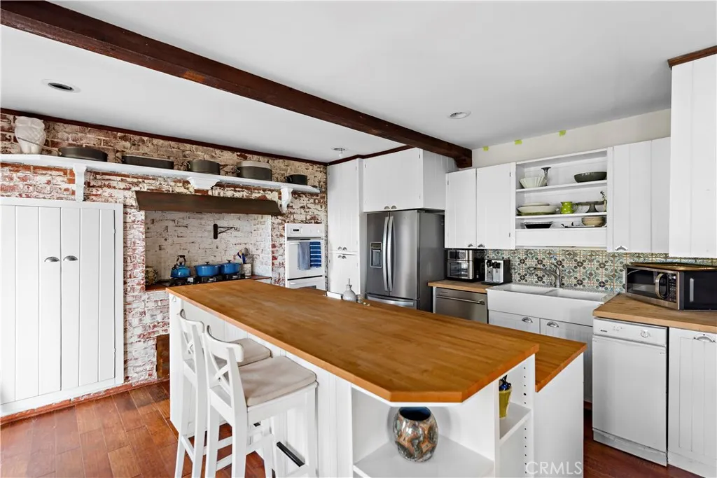 1048 Van Dyke Drive