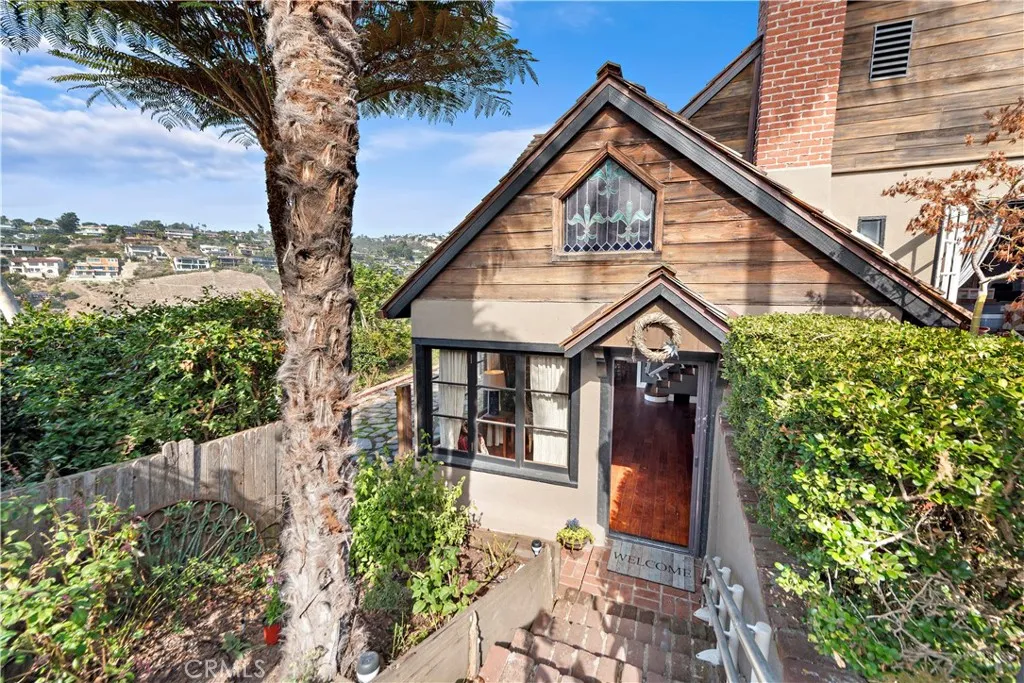 1048 Van Dyke Drive