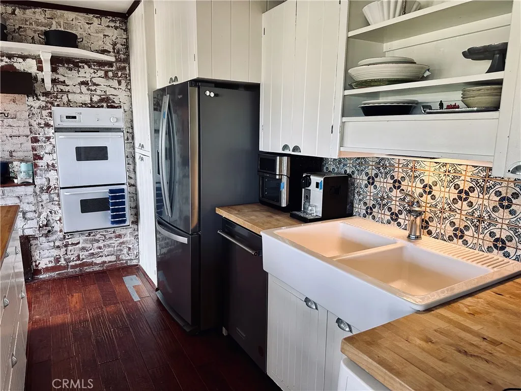 1048 Van Dyke Drive