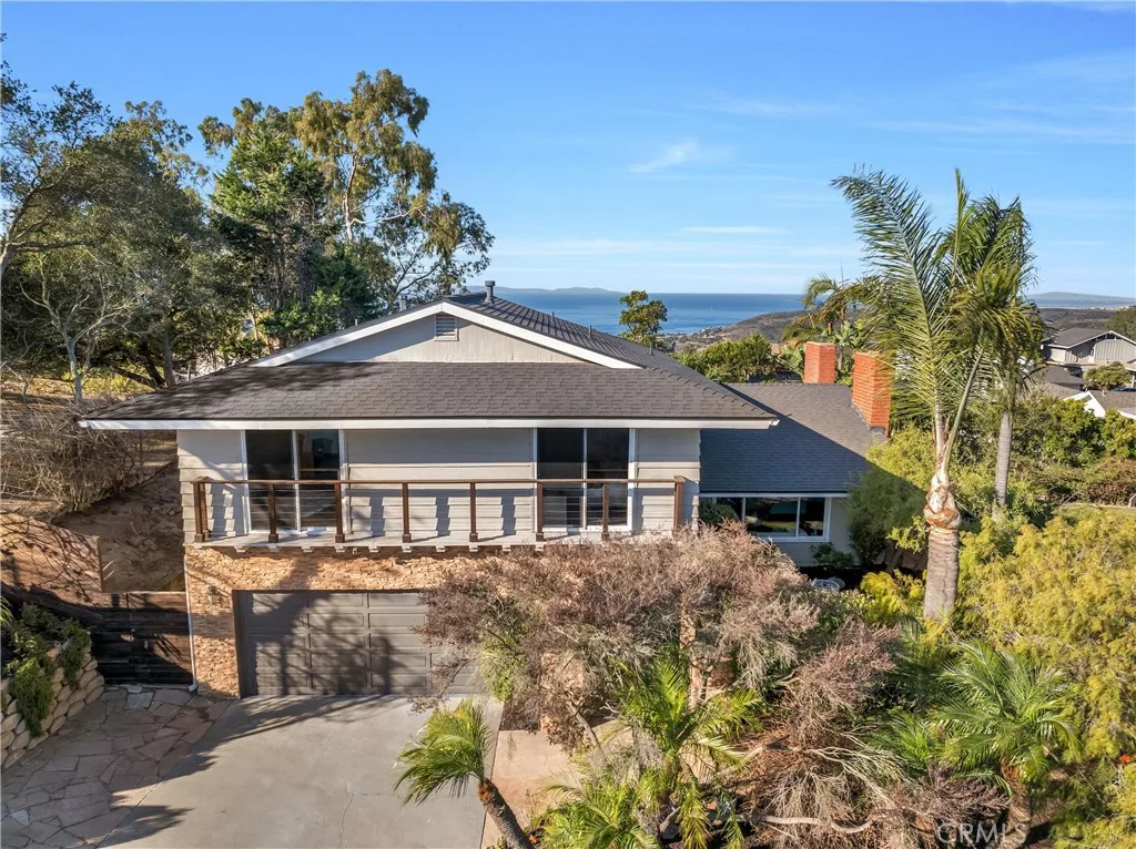 3043 Mountain View Drive
