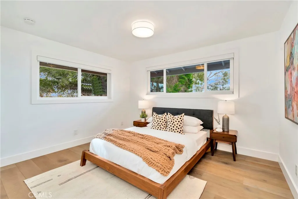 3043 Mountain View Drive