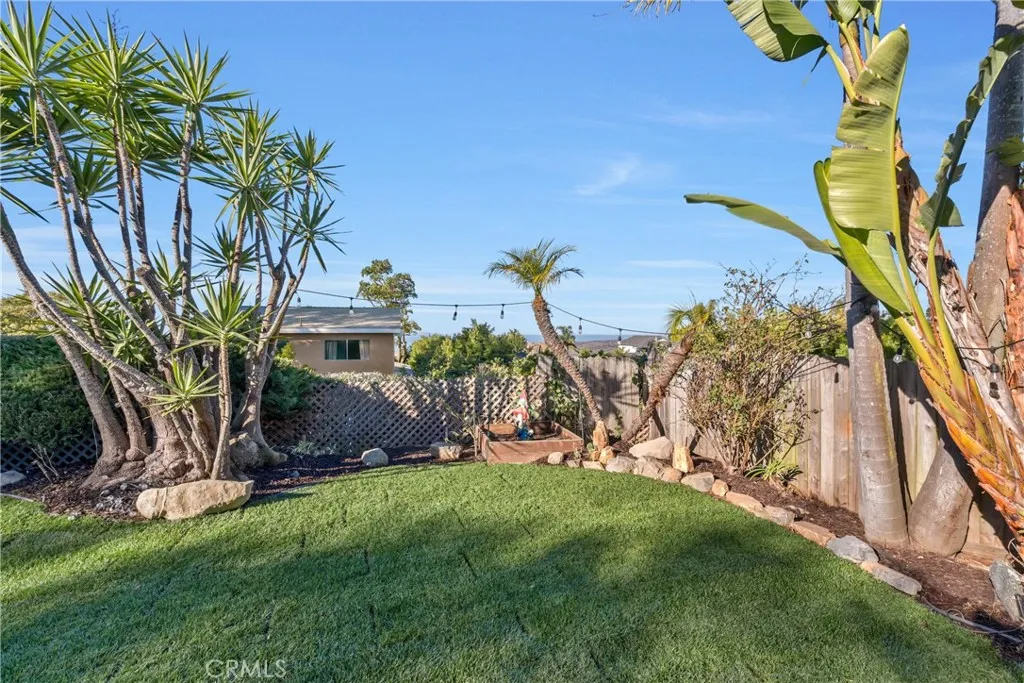 3043 Mountain View Drive