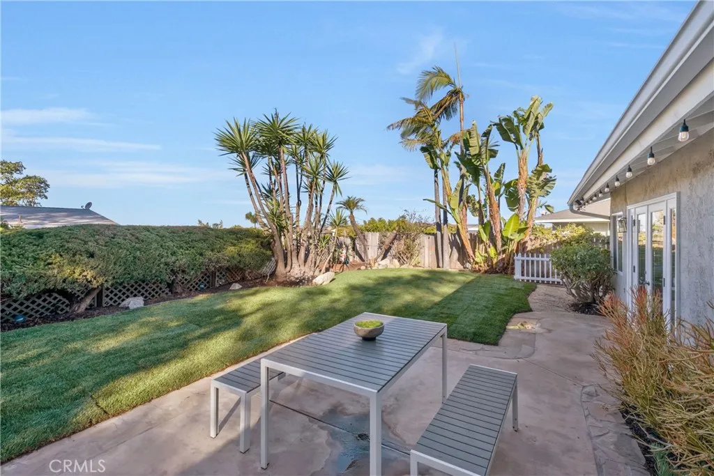 3043 Mountain View Drive