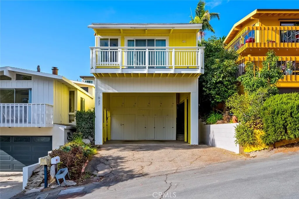 1027 Oro Street