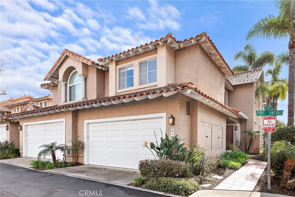23102 Port Antonio Way