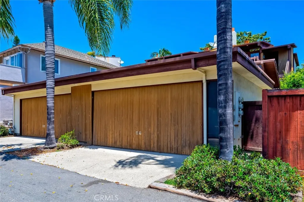 367 Magnolia Drive