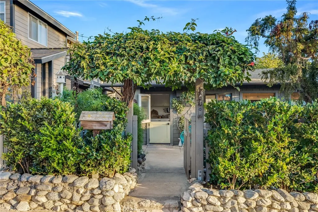109 Cypress Drive