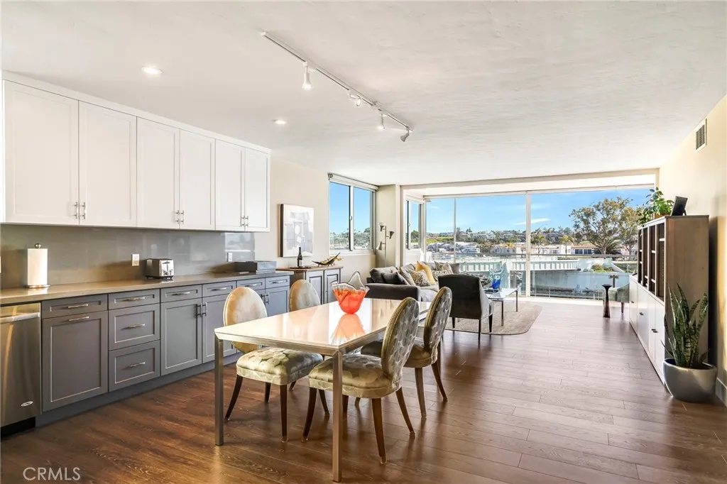 611 Lido Park Unit 3a
