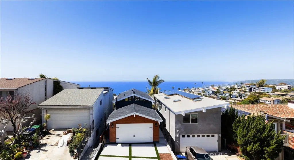 968 Acapulco Street