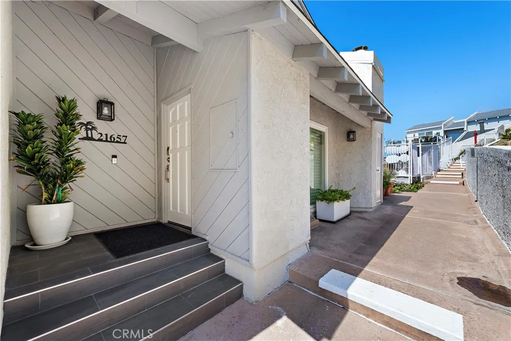 21657 Ocean Vista Drive Unit 19