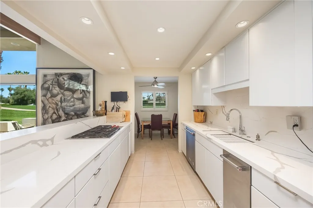 2320 South Camino Real