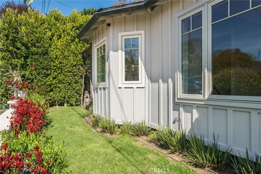 567 Flora Street