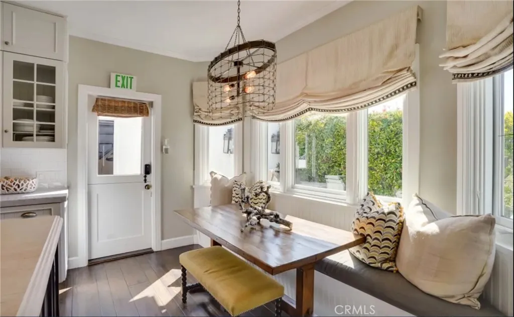 1125 Temple Terrace