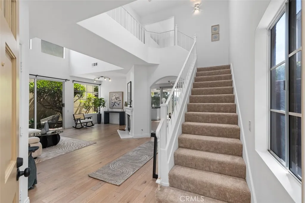 54 Hawaii Drive