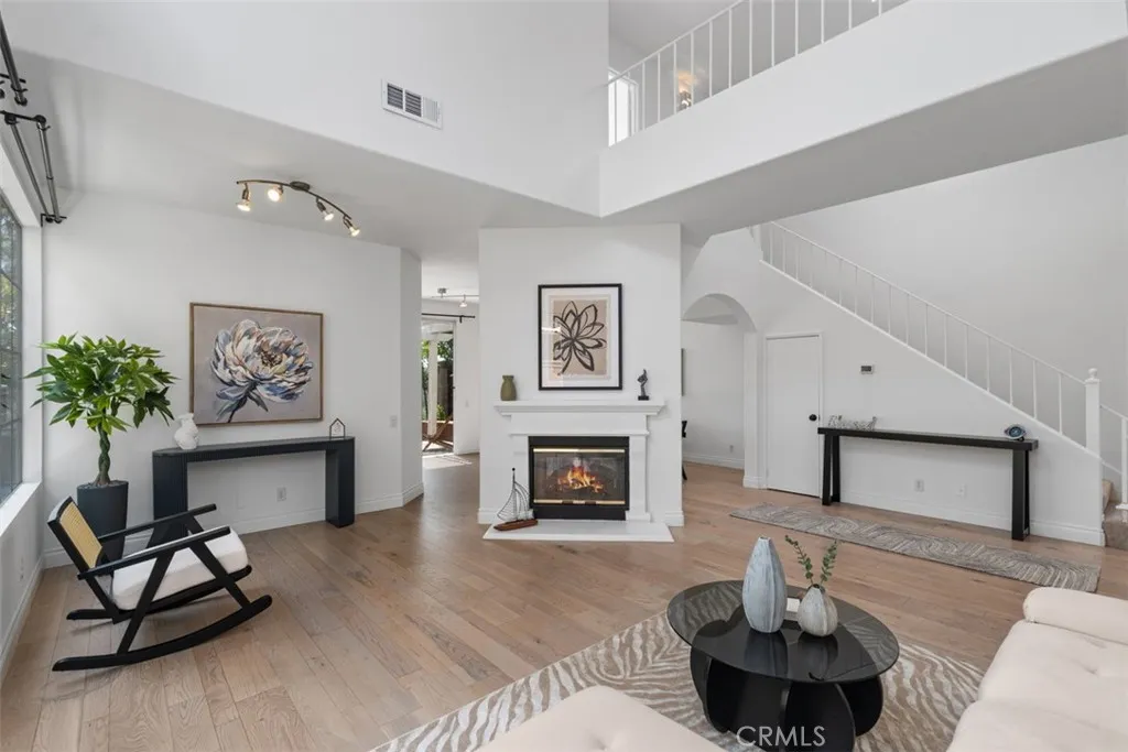 54 Hawaii Drive