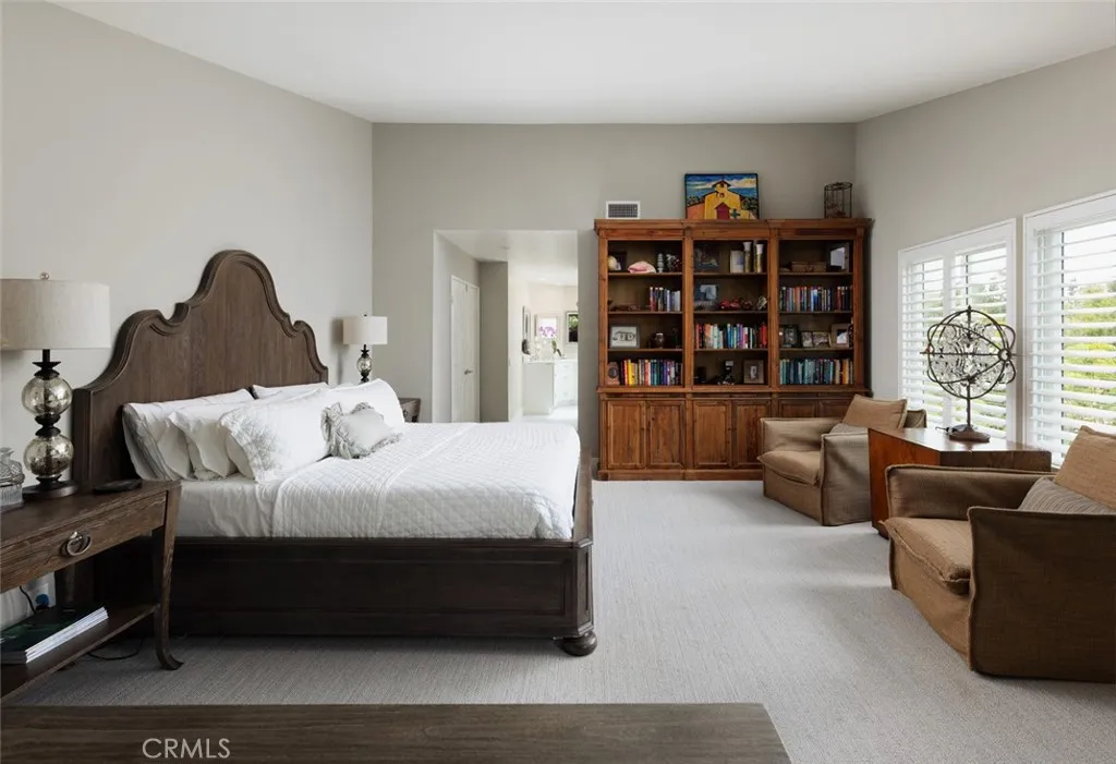 25392 Shadywood