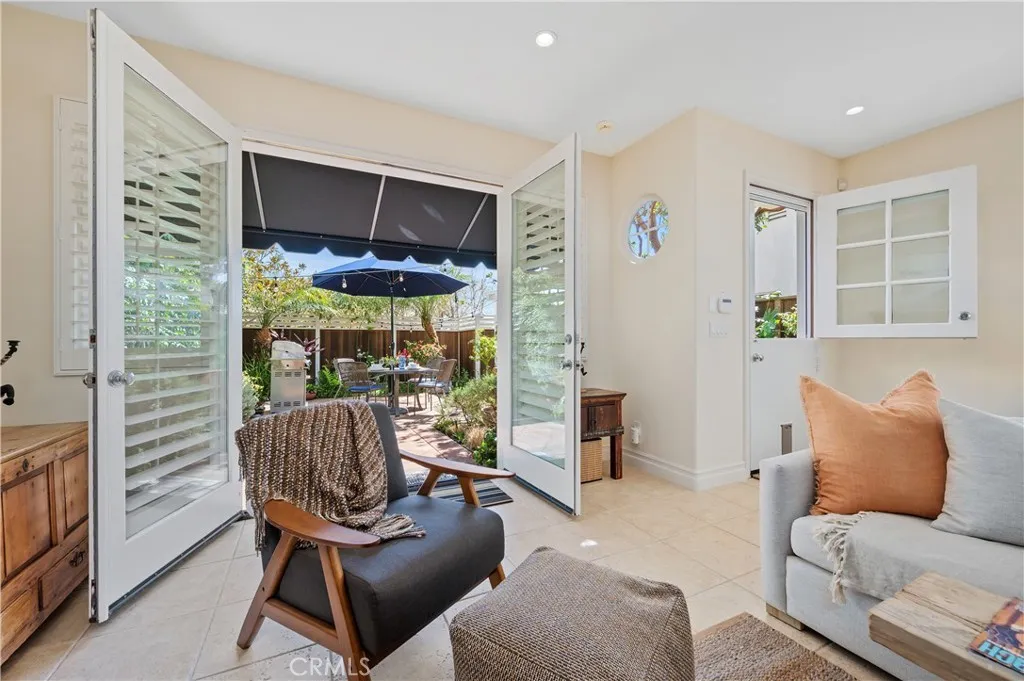 334 Locust Street Unit 2