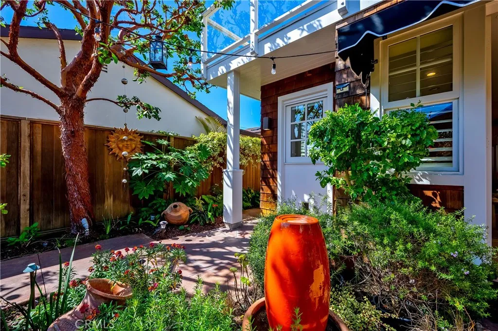 334 Locust Street Unit 2