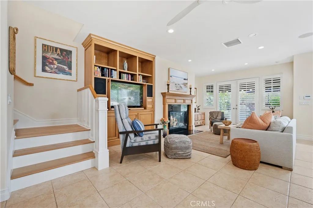 334 Locust Street Unit 2