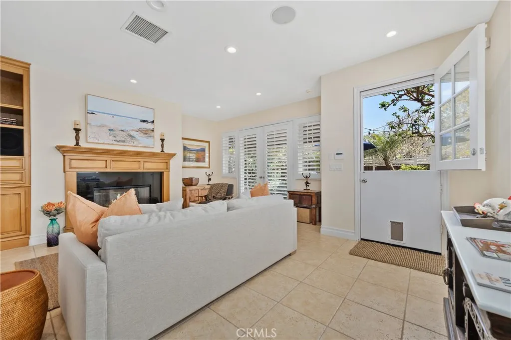 334 Locust Street Unit 2