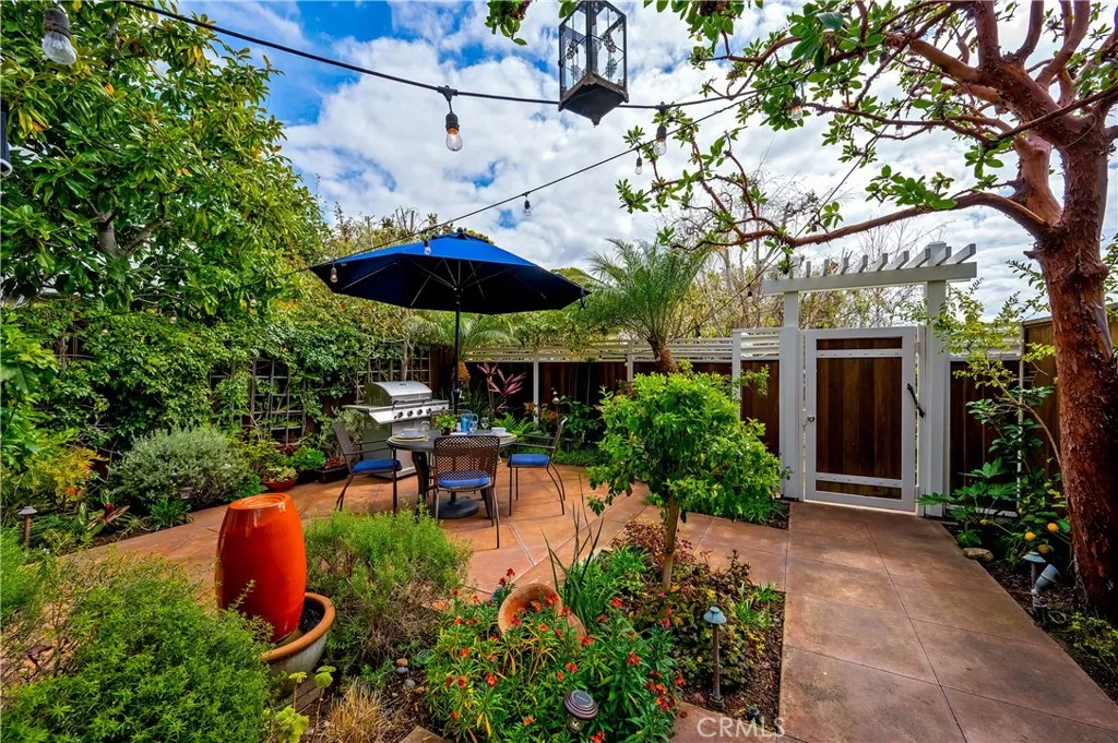 334 Locust Street Unit 2