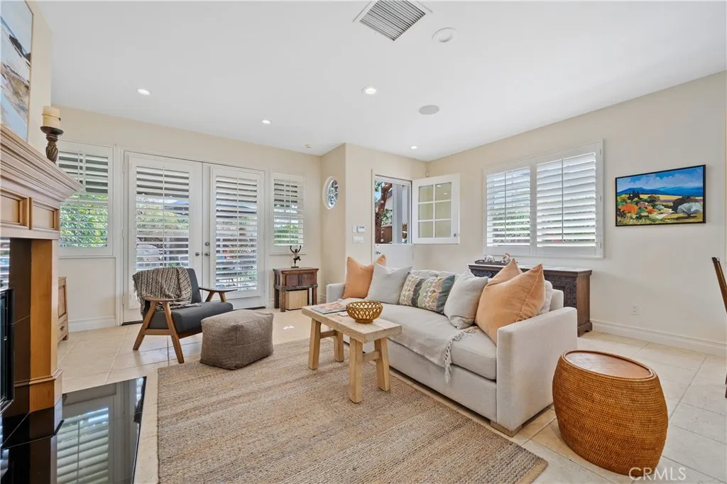 334 Locust Street Unit 2