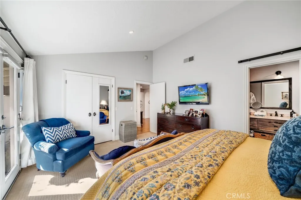 502 Avenida Largo