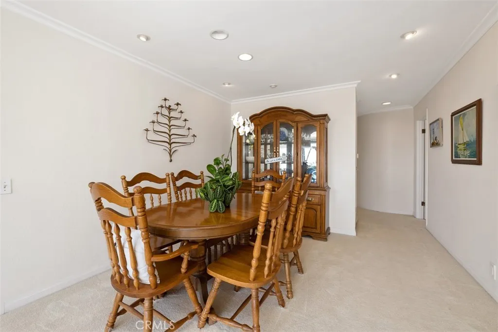 9 N Encino