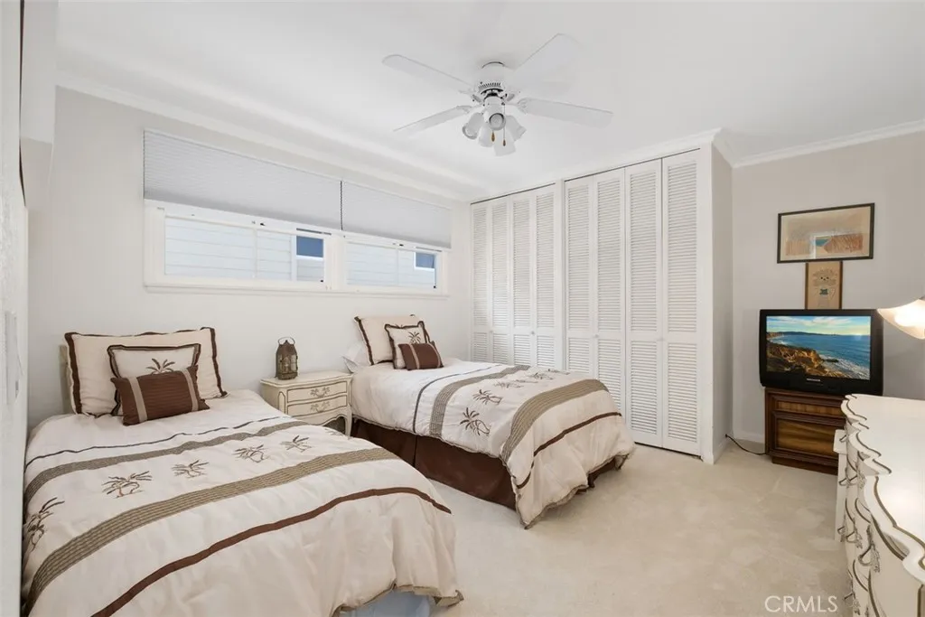 9 N Encino