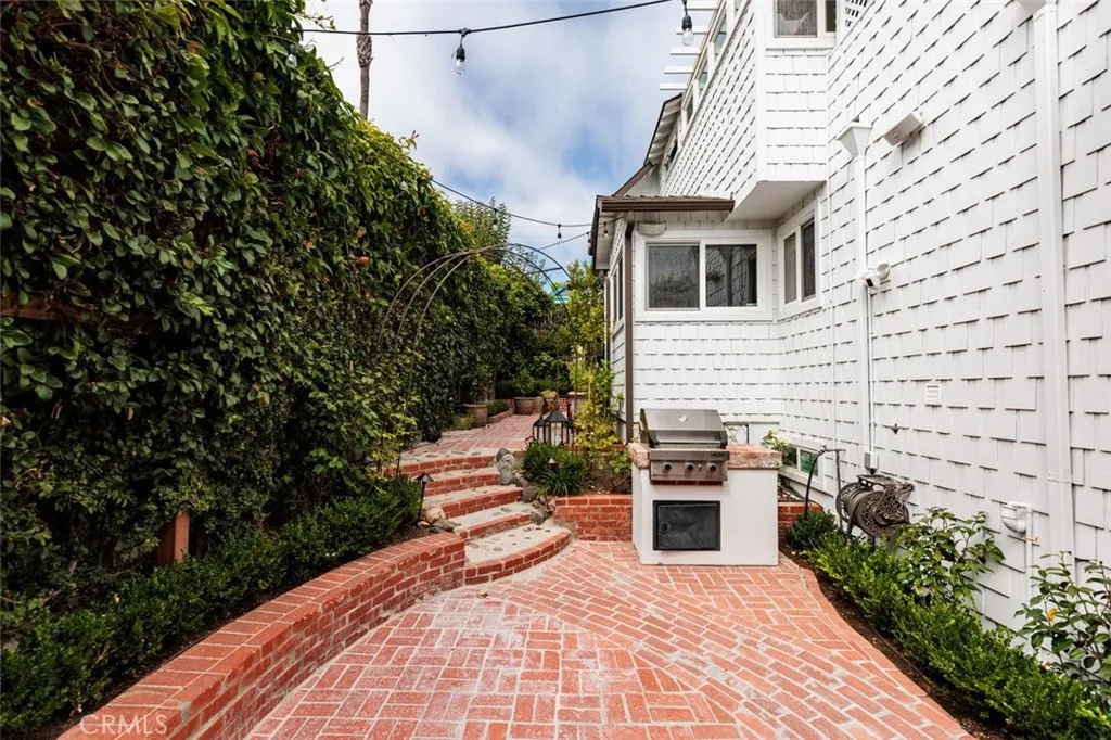 480 Calliope Street