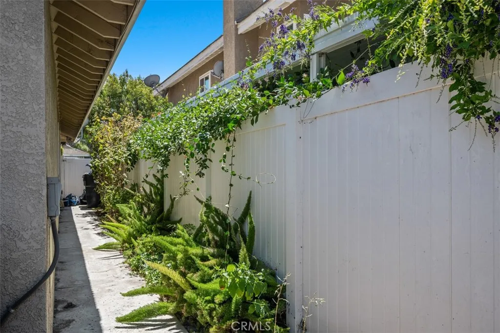 3327 Sterling Drive