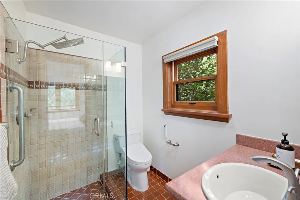 1304 Morningside Drive