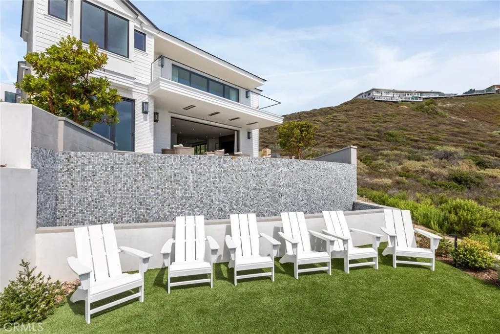 1 Beach View Avenue