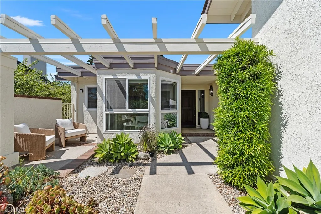 37 Beachcomber Drive