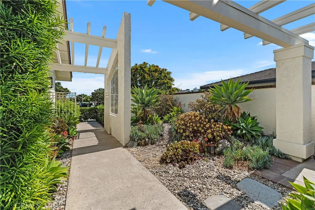 37 Beachcomber Drive