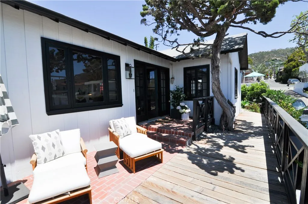 31695 Seacliff Drive