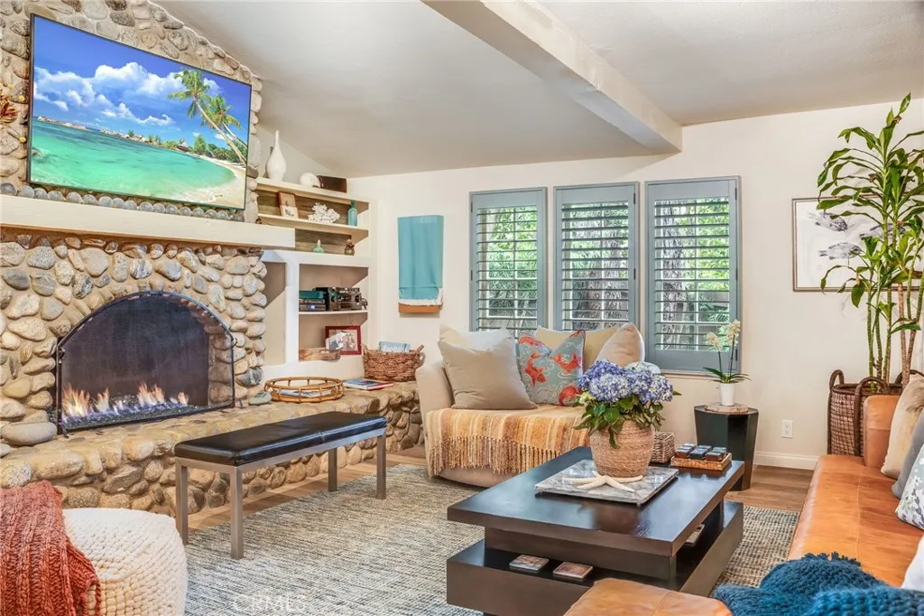 31588 Table Rock Drive