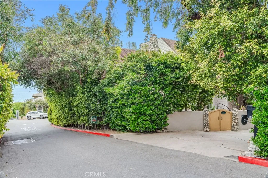 31588 Table Rock Drive