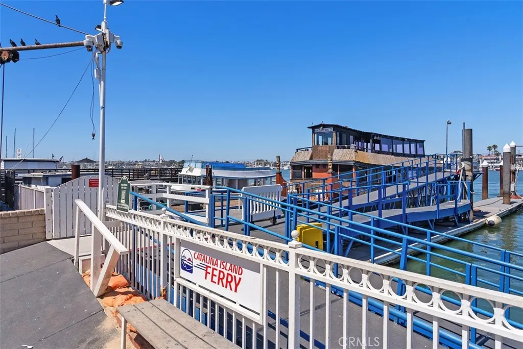 200 E Balboa Boulevard