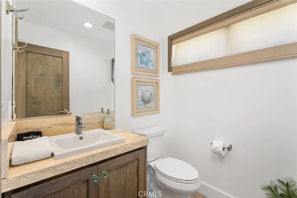 200 E Balboa Boulevard