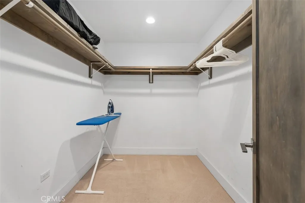 200 E Balboa Boulevard