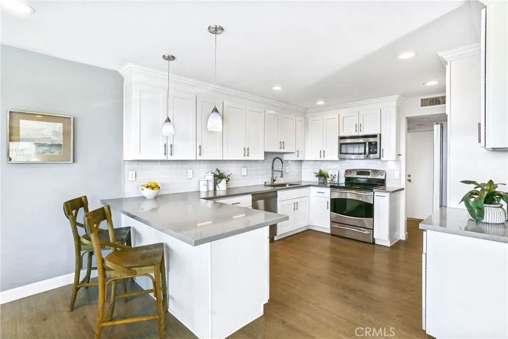 33885 Manta Court