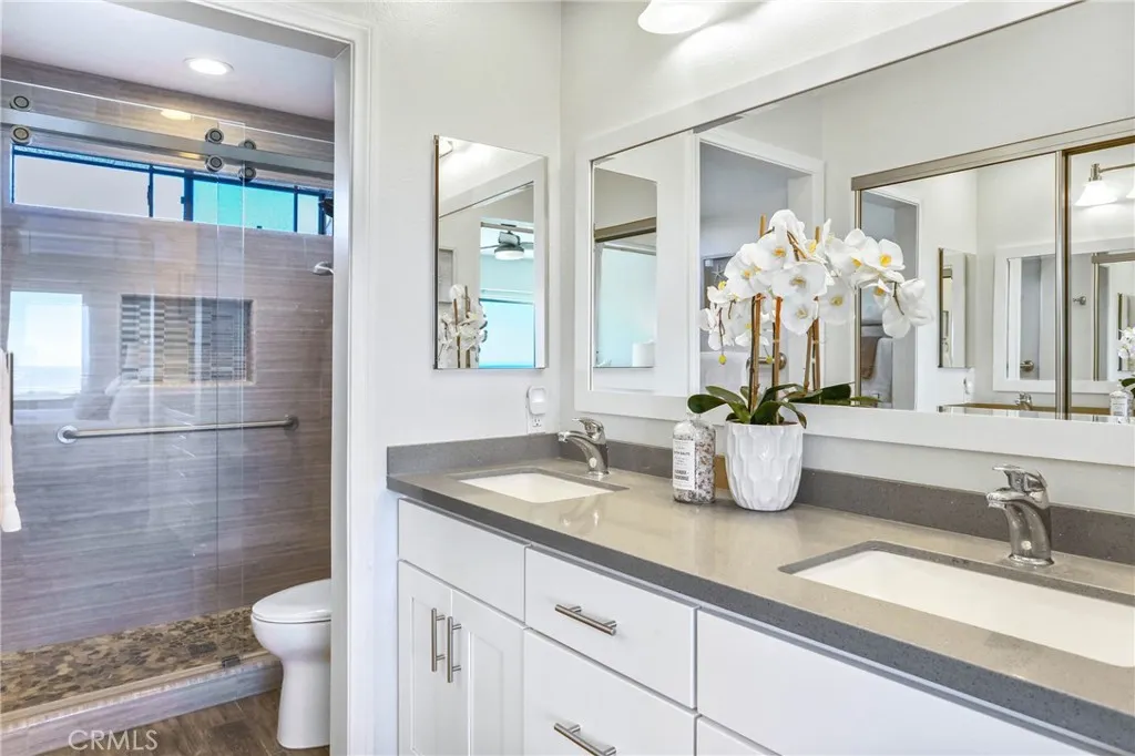 33885 Manta Court