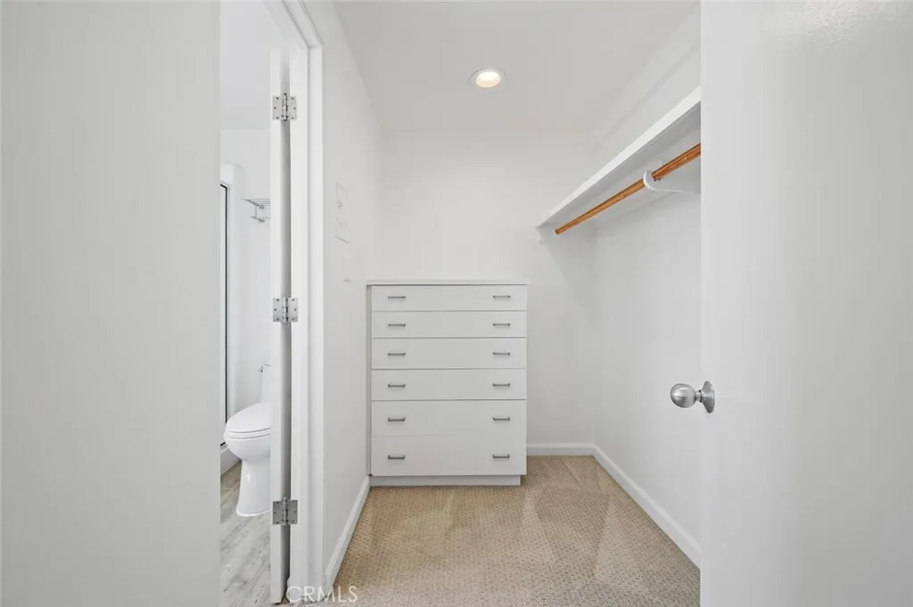 585 Glenneyre St. #4 Street